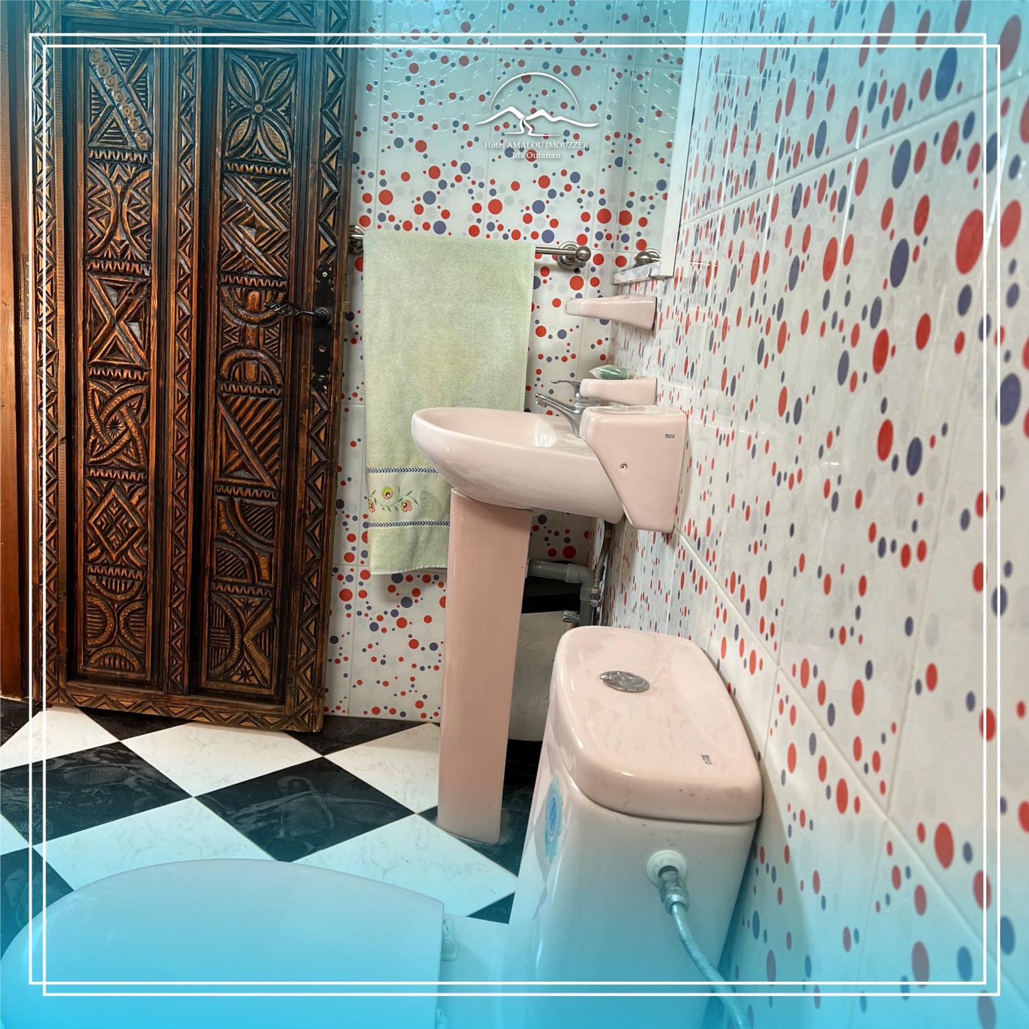 Hotel Amalou Imouzzer des Ida Outanane Extérieur photo