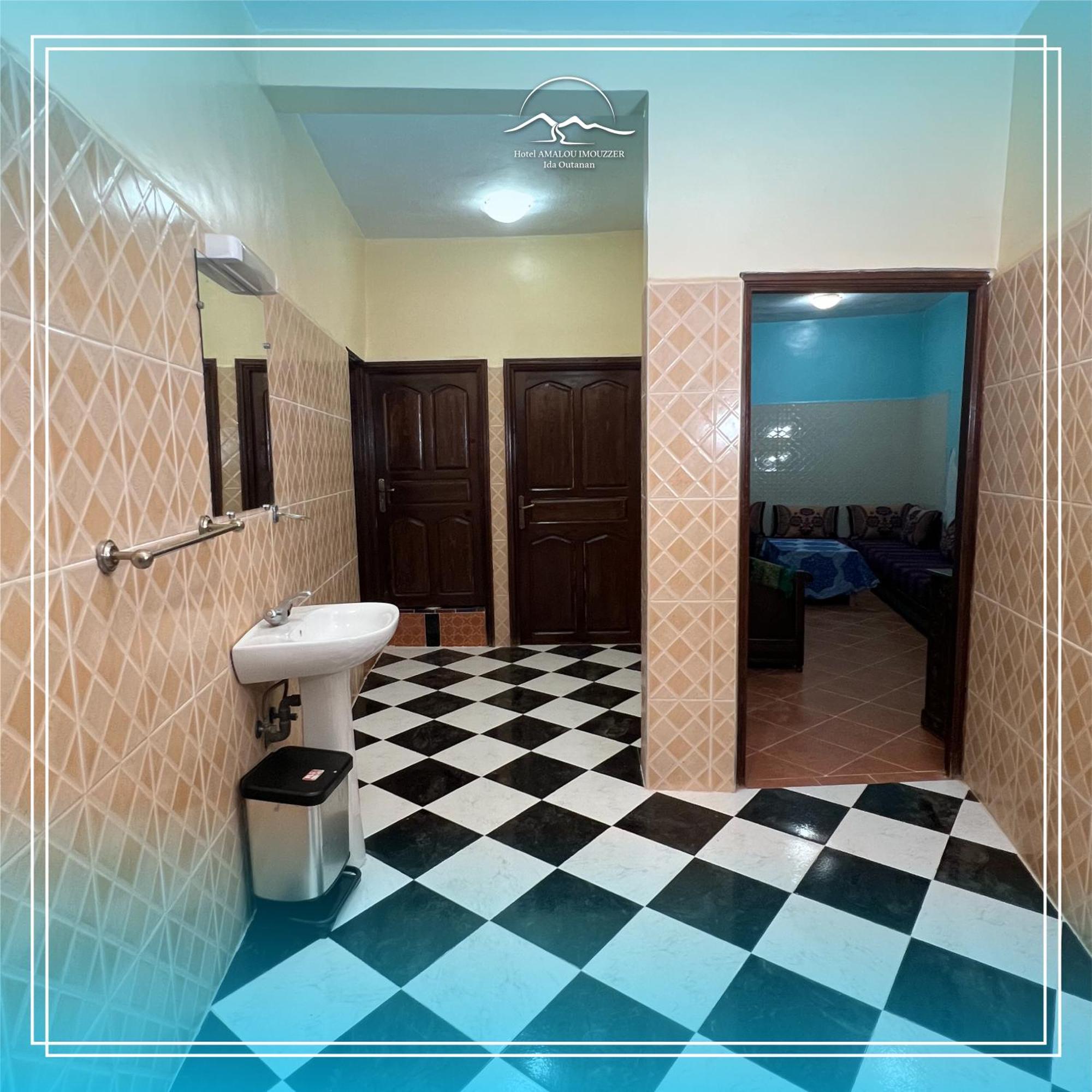 Hotel Amalou Imouzzer des Ida Outanane Extérieur photo